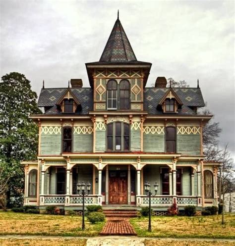 victorian house exterior design